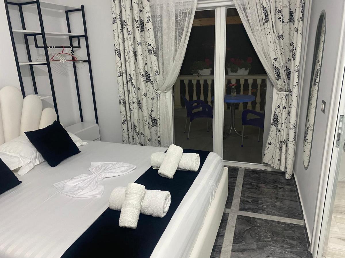 Vila Sinani Sarande Ngoại thất bức ảnh