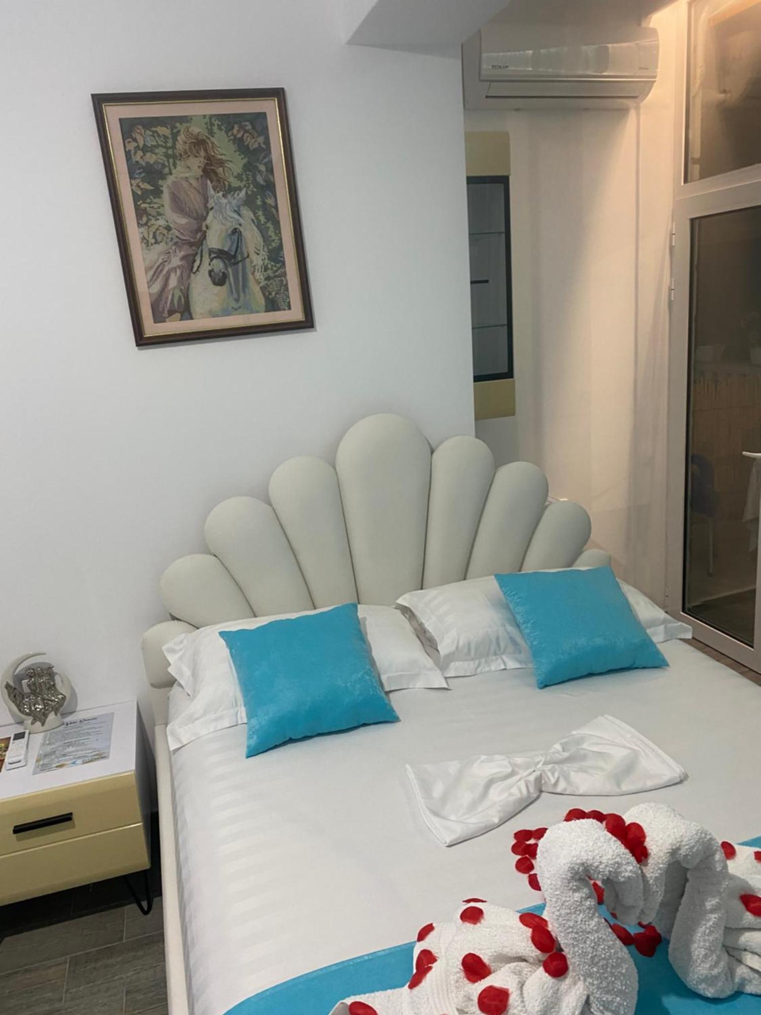 Vila Sinani Sarande Ngoại thất bức ảnh